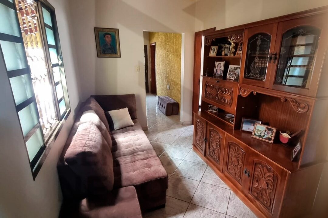 1e69f230-4985-4133-9d1c-d9a6a72d0d26