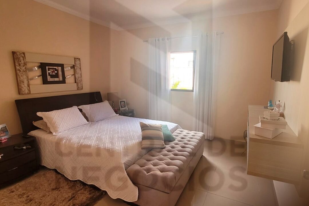 23a99d90-fe95-48e4-8f0c-c0c41fb4ad75