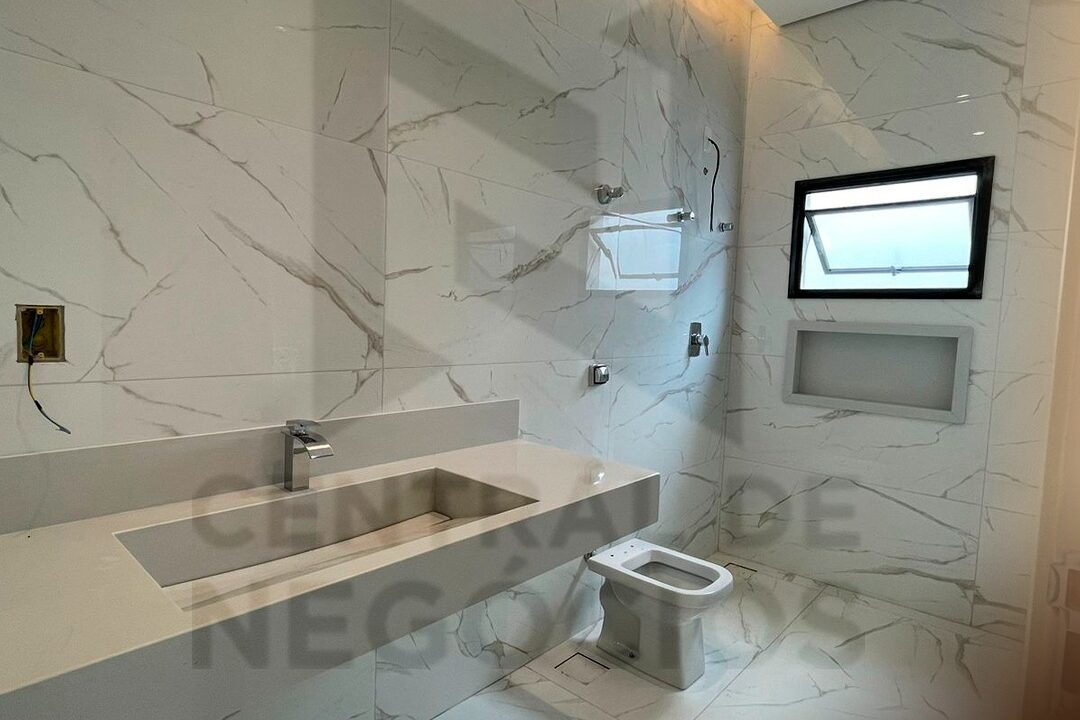 6dd8368c-5027-4078-9461-651e7e116a89