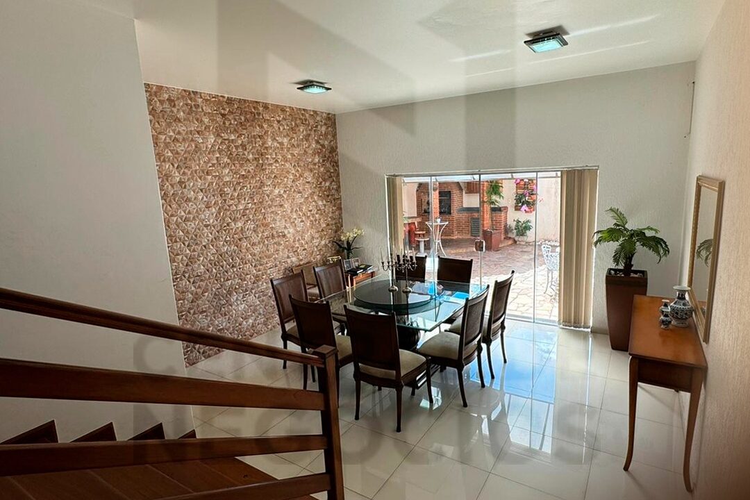 950d8cc7-254f-4b47-a494-7898e379bd7f