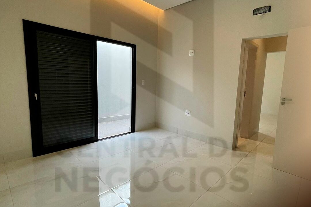 b014d290-ed75-42bc-b0d1-6968216a4acc