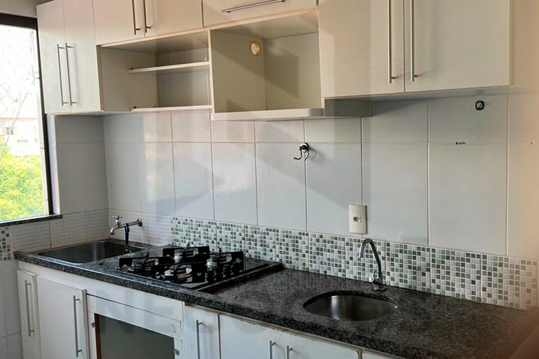 e826230d-f469-4edd-8b44-8b40c5945081