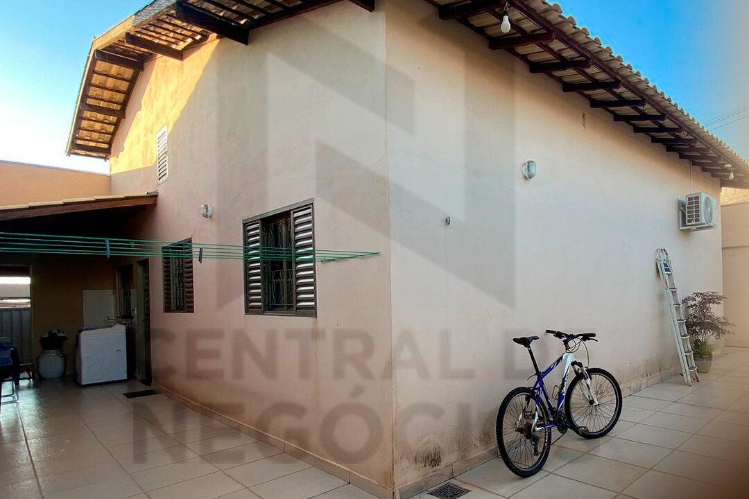 0df5f412-ce00-427c-97d1-fd8e3a8ec221