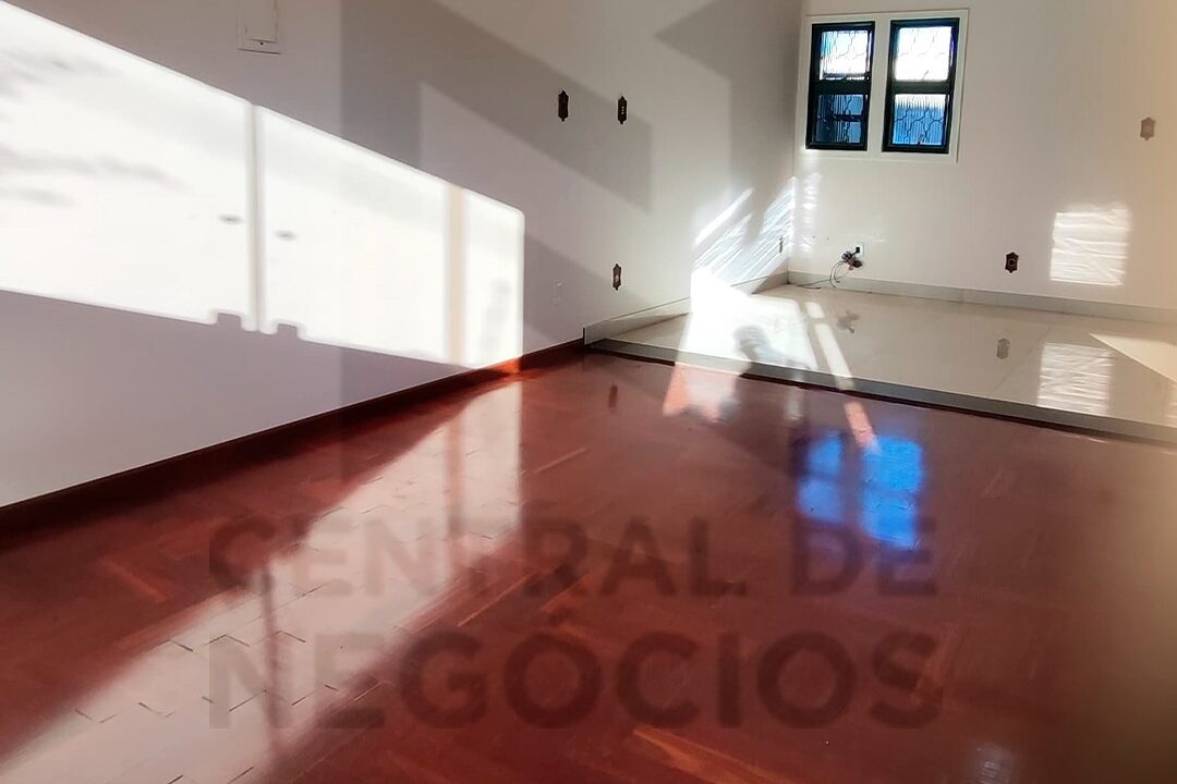 253b46f7-df39-4193-988e-7f5da515f07e