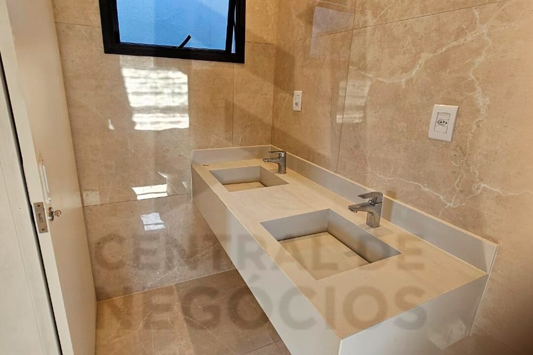 5b966347-30f8-4b2e-b894-a33316b50141