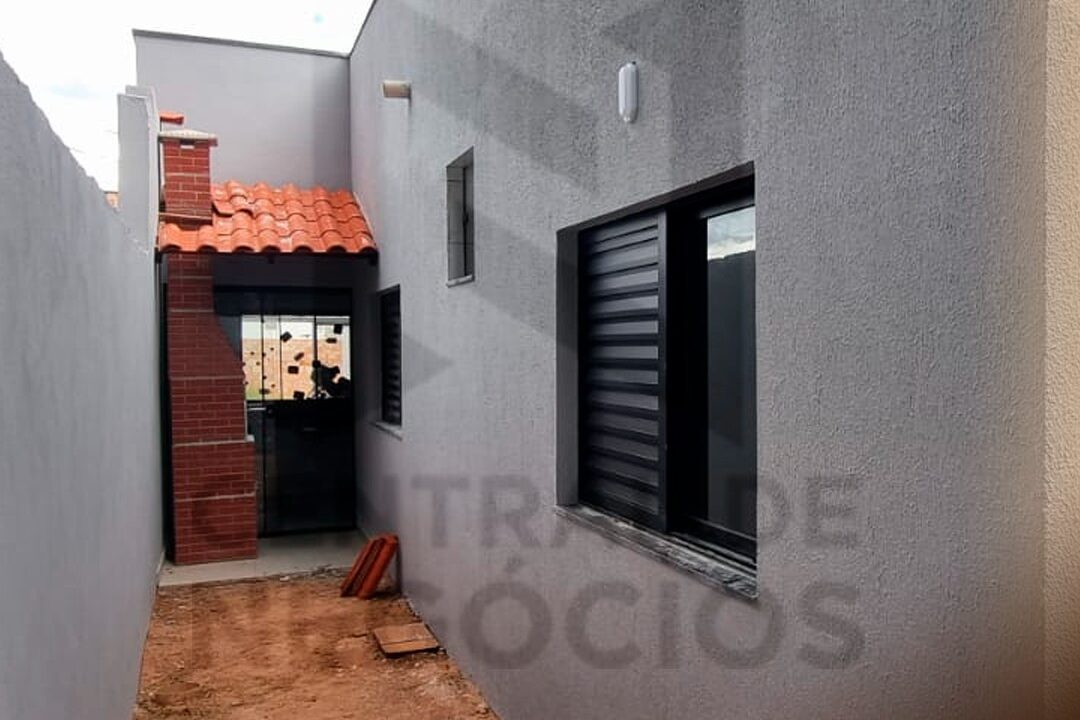 a14b1090-9041-45ff-8310-a375944dd2b0