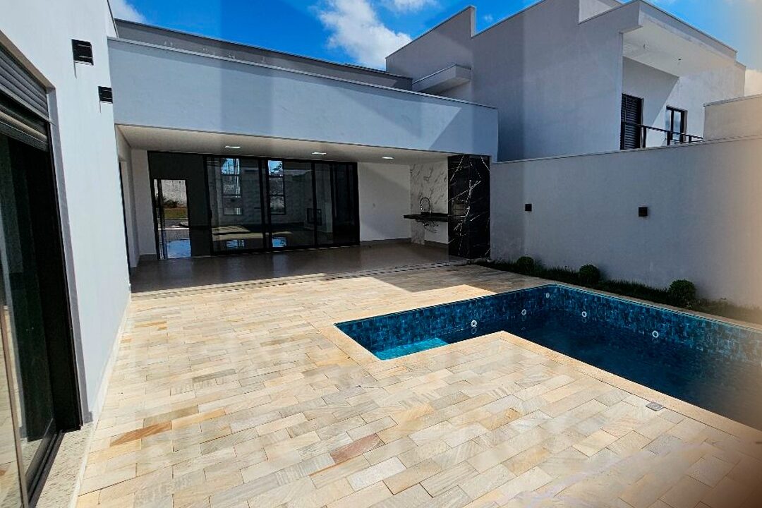 cc4935b8-6e02-498e-9a96-1f8035fe2bd6