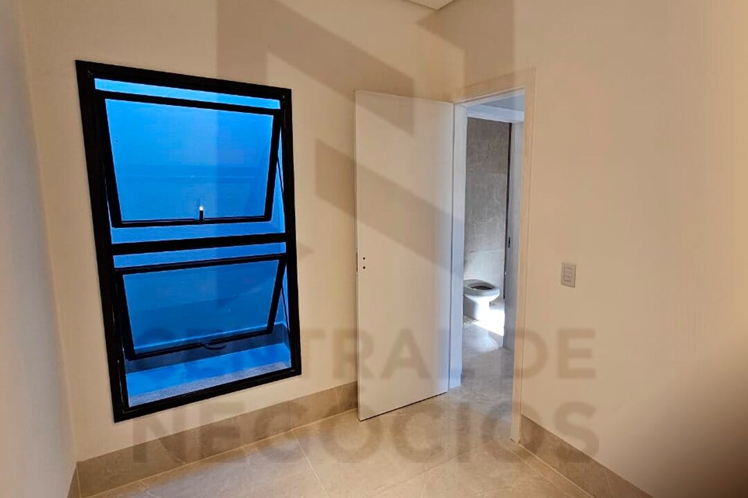 d1b879c6-47c5-4d61-b189-6635d5d426ae