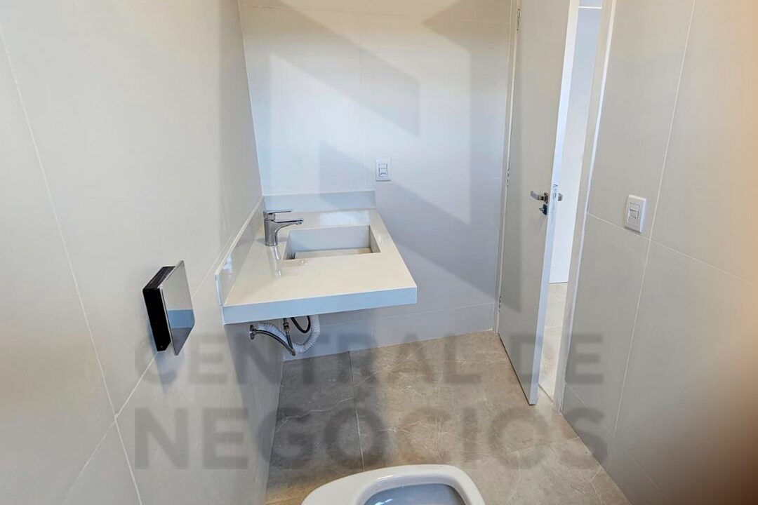 ff8be4cc-a16b-4967-8763-e5387e6c112e