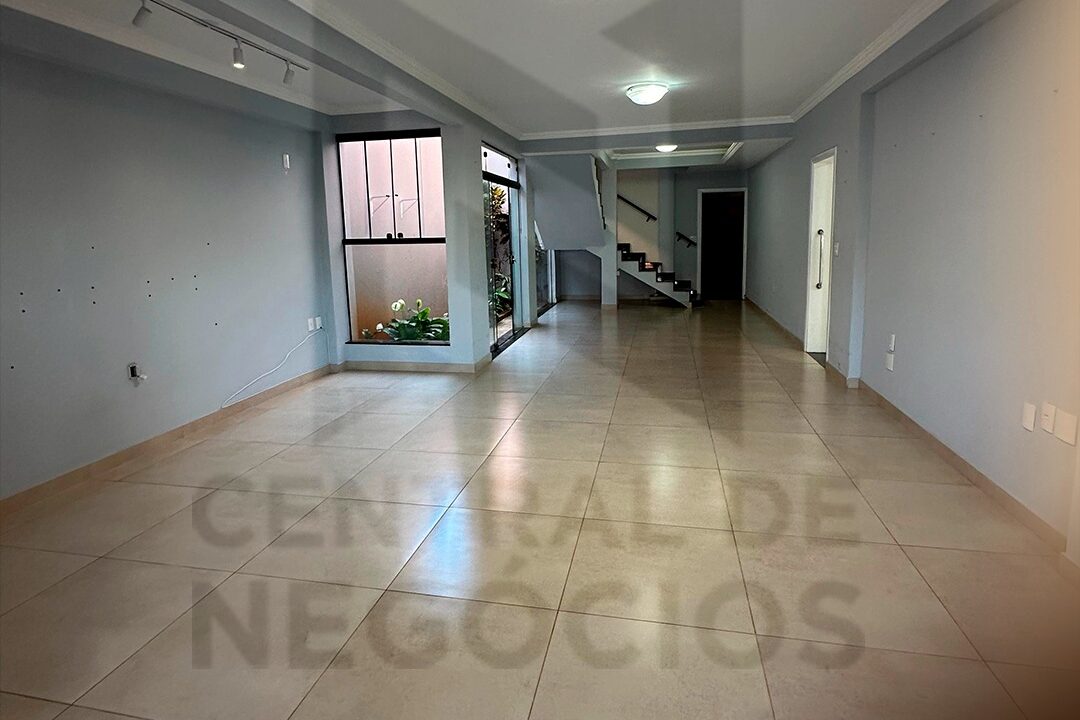 5fe8793a-24e5-4005-8c66-27c8e7cf8c80