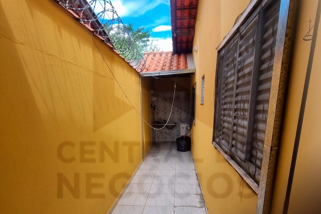 e6047144-ae07-4f64-8d8c-60669f84eae3