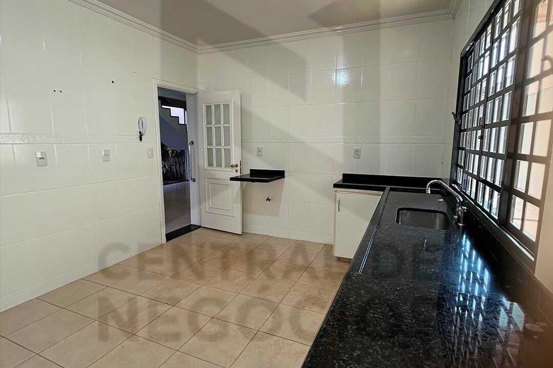 ff076ac9-1173-4947-8881-d2acb34d9ab3