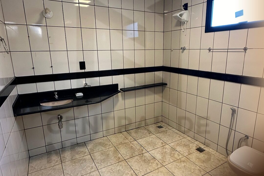 4cde570b-60e4-4d4f-a786-c0bf07566a02