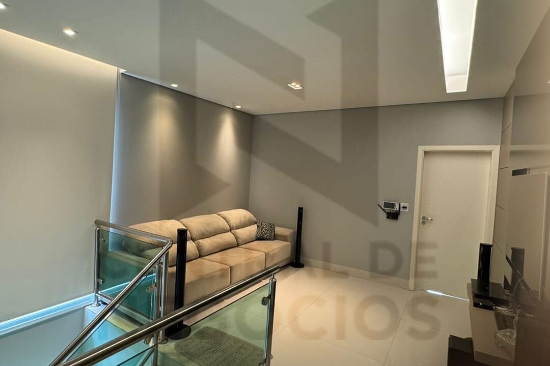 e2206079-4455-432e-b417-03dcce8413ed