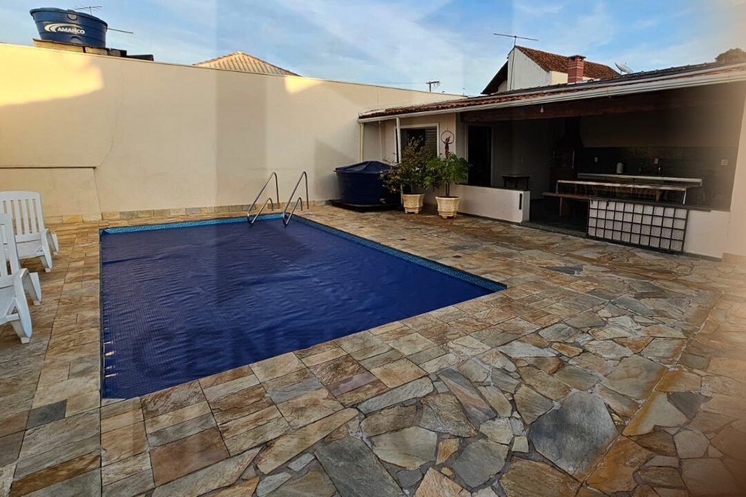 e30931b3-8757-4556-b861-61fd83493365