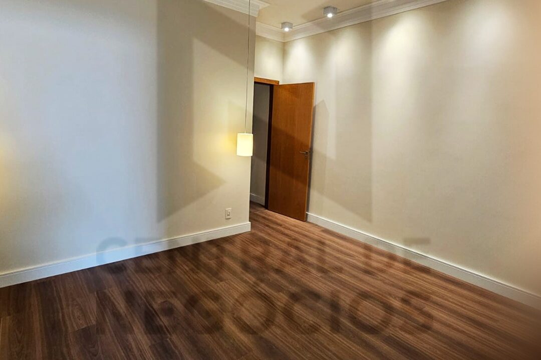 98e6a9fb-3a41-4b9c-aa9d-38c044185df2