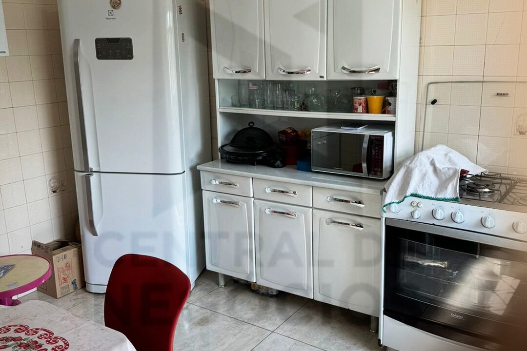 ddf8f2e0-7e20-4141-81b4-756d16c17e82