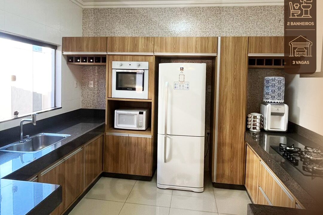 b87b754d-4fb7-4cf4-b4a2-b679c4ff6d59